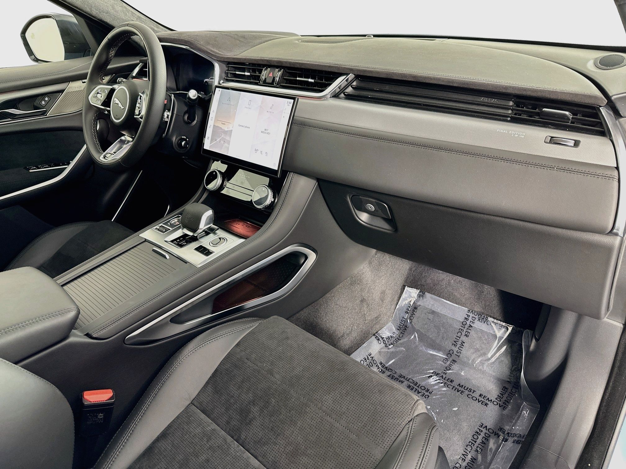 2026 Jaguar F-Pace SVR - Photo 25