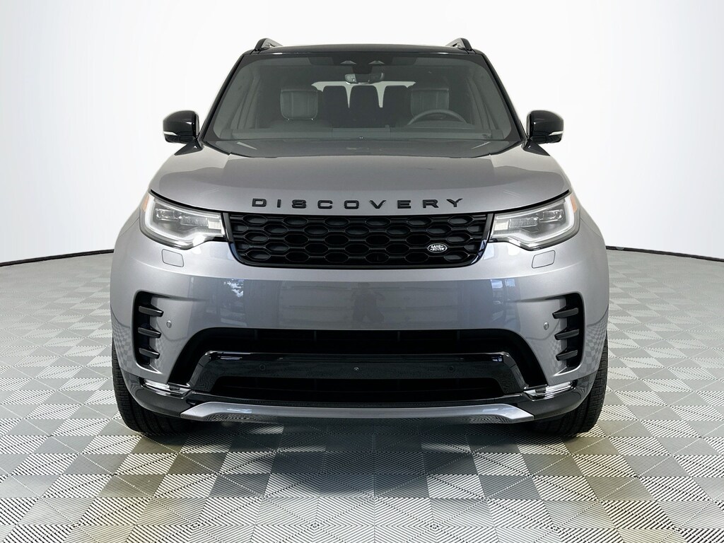 Used 2026 Land Rover Discovery Dynamic SE SUV