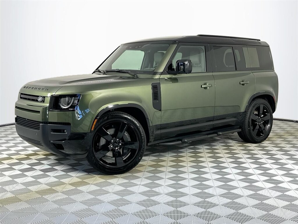 Used 2026 Land Rover Defender 110 X-Dynamic SE SUV