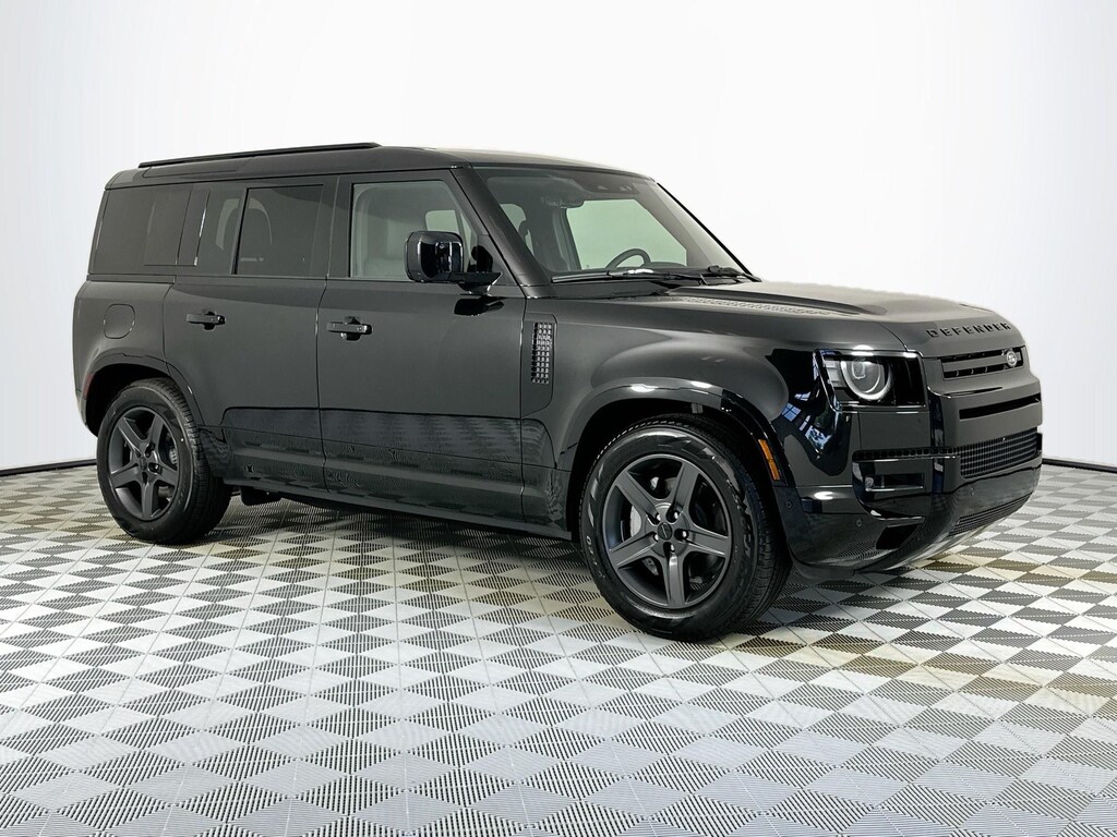 Used 2026 Land Rover Defender 110 X-Dynamic SE SUV