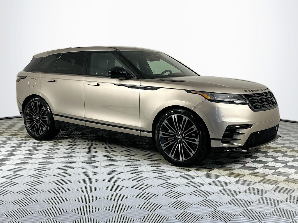 Used 2026 Land Rover Range Rover Velar Dynamic SE SUV