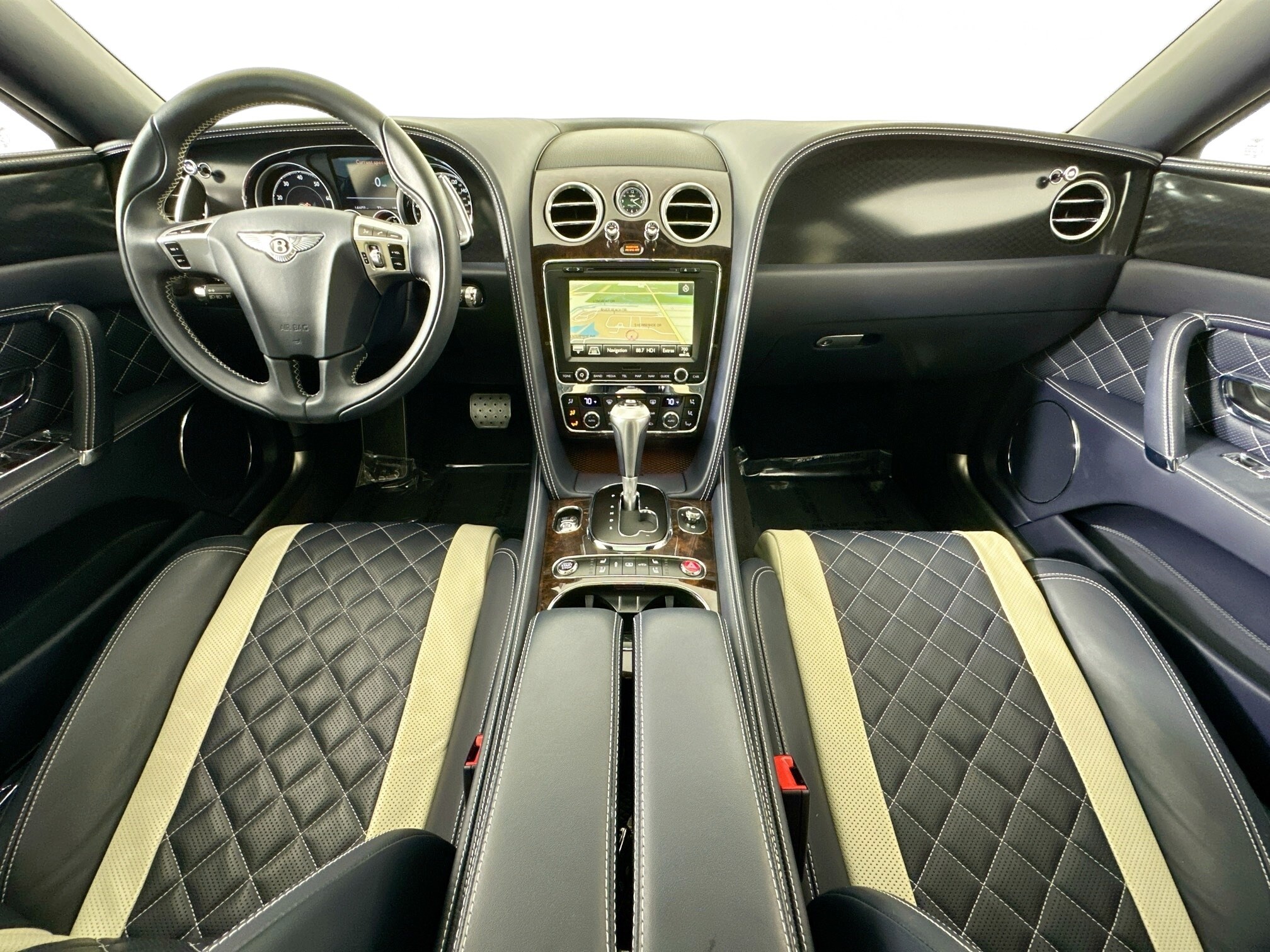 2017 Bentley Flying Spur W12 S photo 4