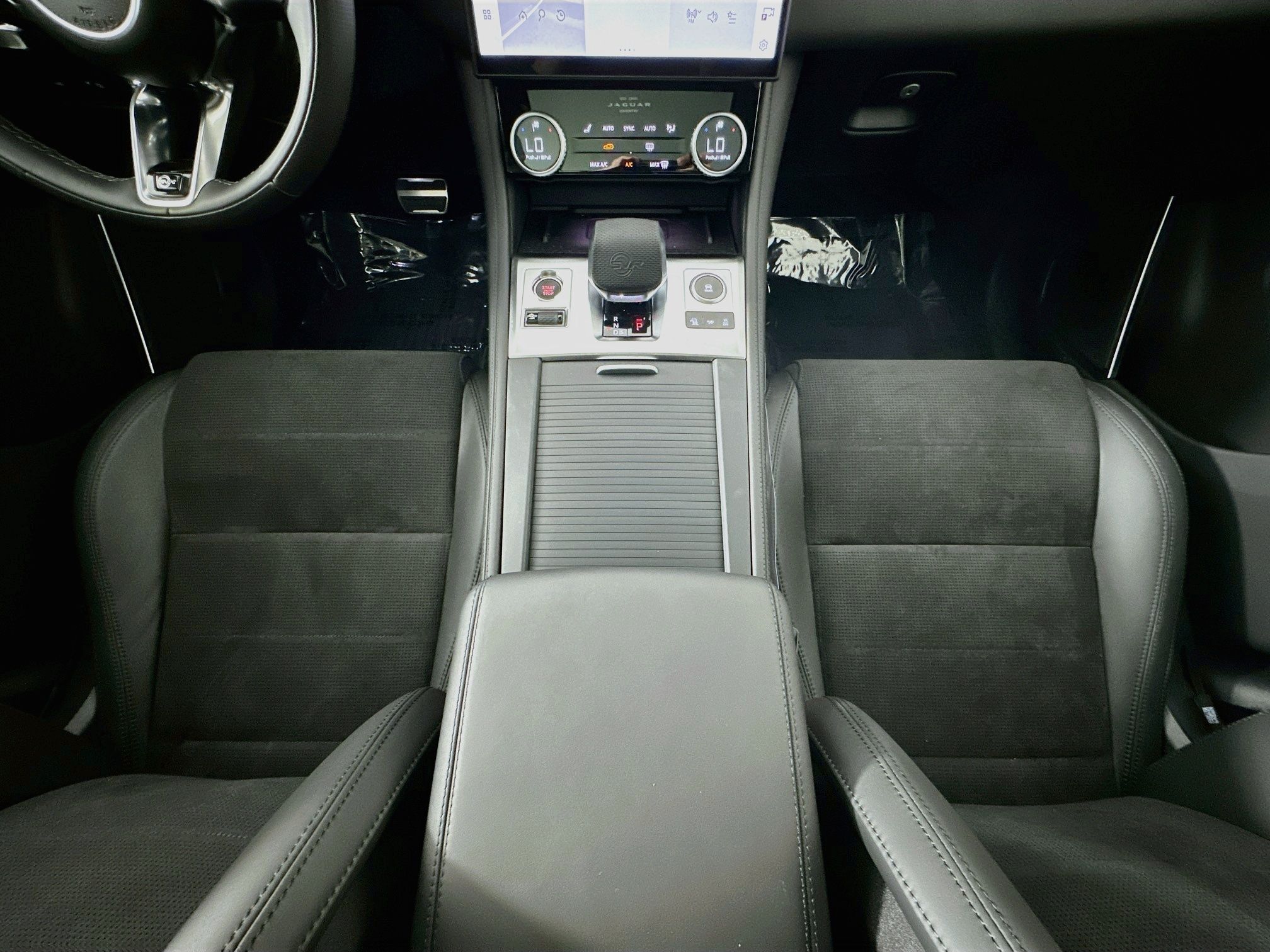 2026 Jaguar F-Pace SVR - Photo 20