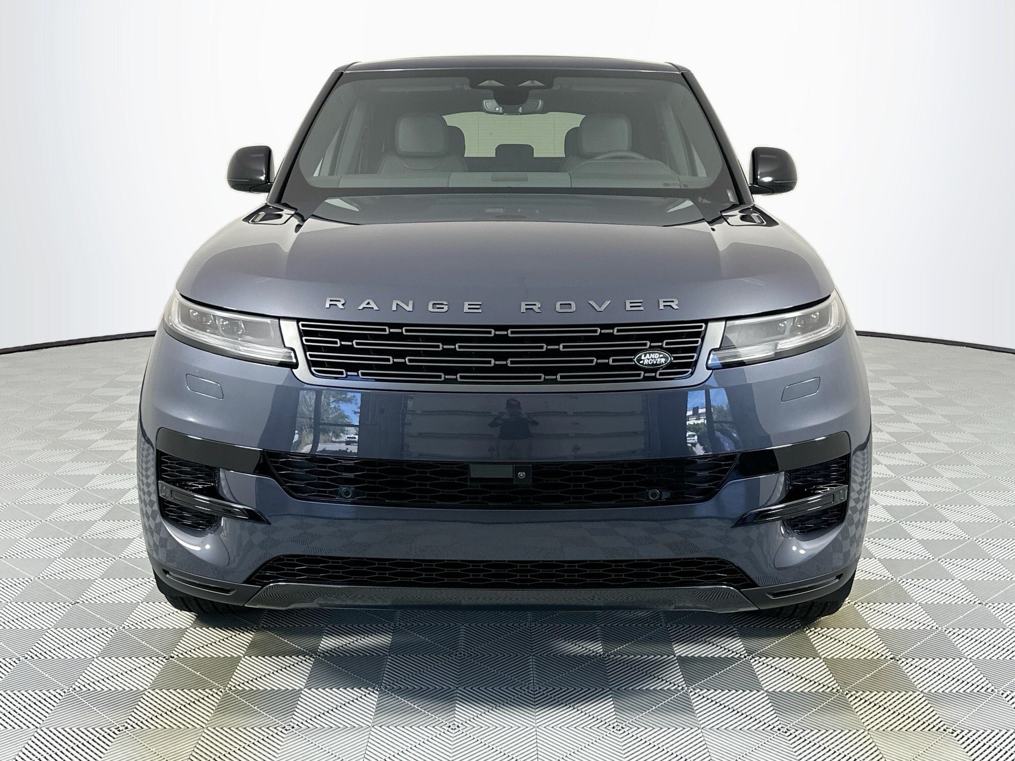 2025 Land Rover Range Rover Sport P360 S photo 2
