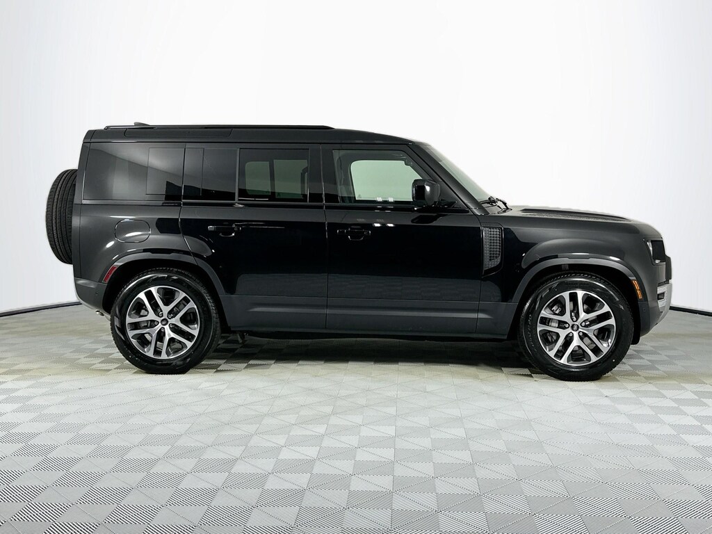 Used 2025 Land Rover Defender 110 S SUV