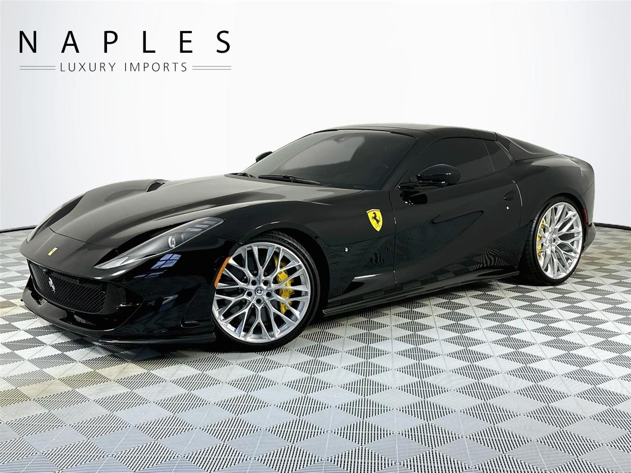 2023 Ferrari 812 GTS