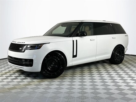 2025 Land Rover Range Rover SE SUV