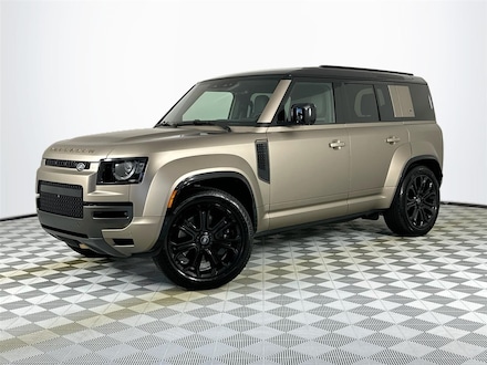 2025 Land Rover Defender 110 Octa SUV