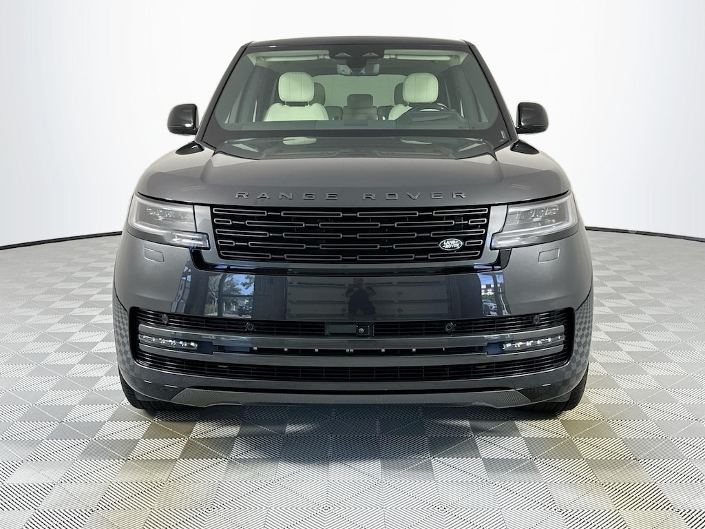 Used 2025 Land Rover Range Rover Plug-In Hybrid SE SUV