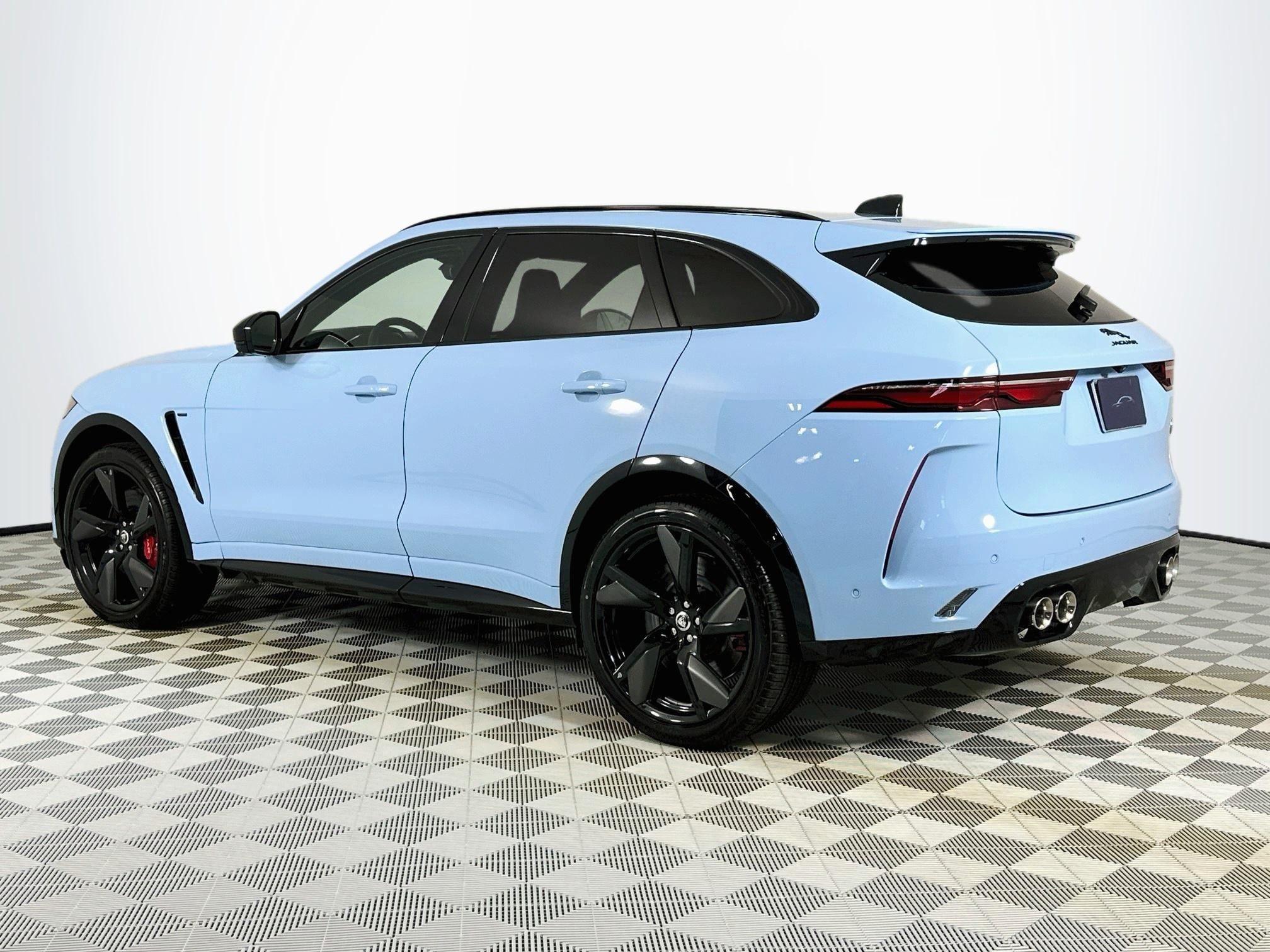 2026 Jaguar F-Pace SVR - Photo 7