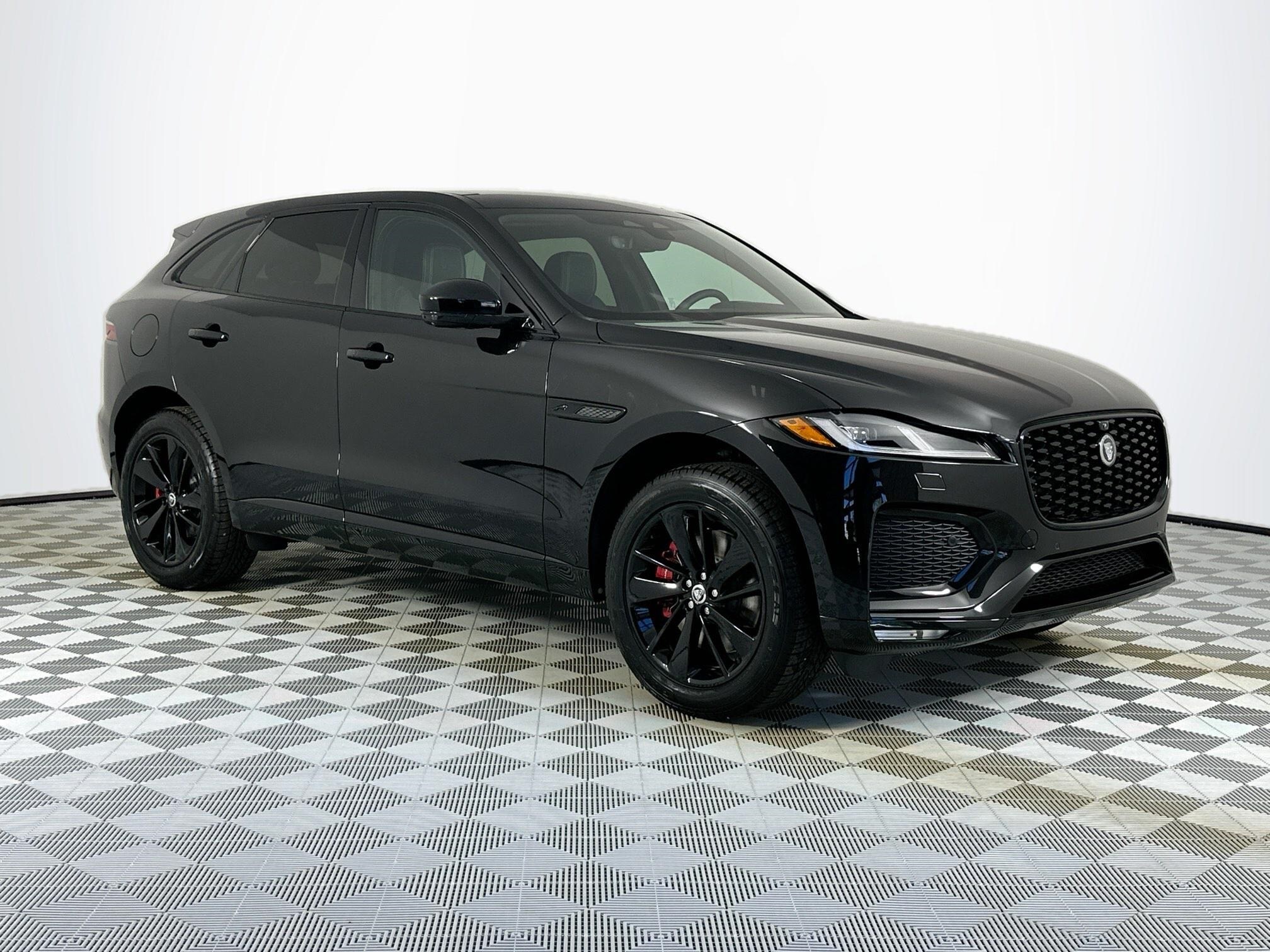 2026 Jaguar F-PACE P400 R-Dynamic S photo 3