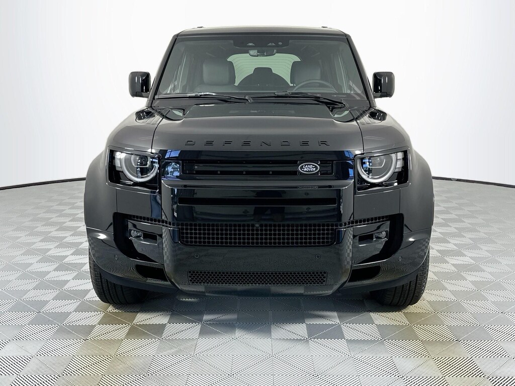 Used 2026 Land Rover Defender 110 X-Dynamic SE SUV