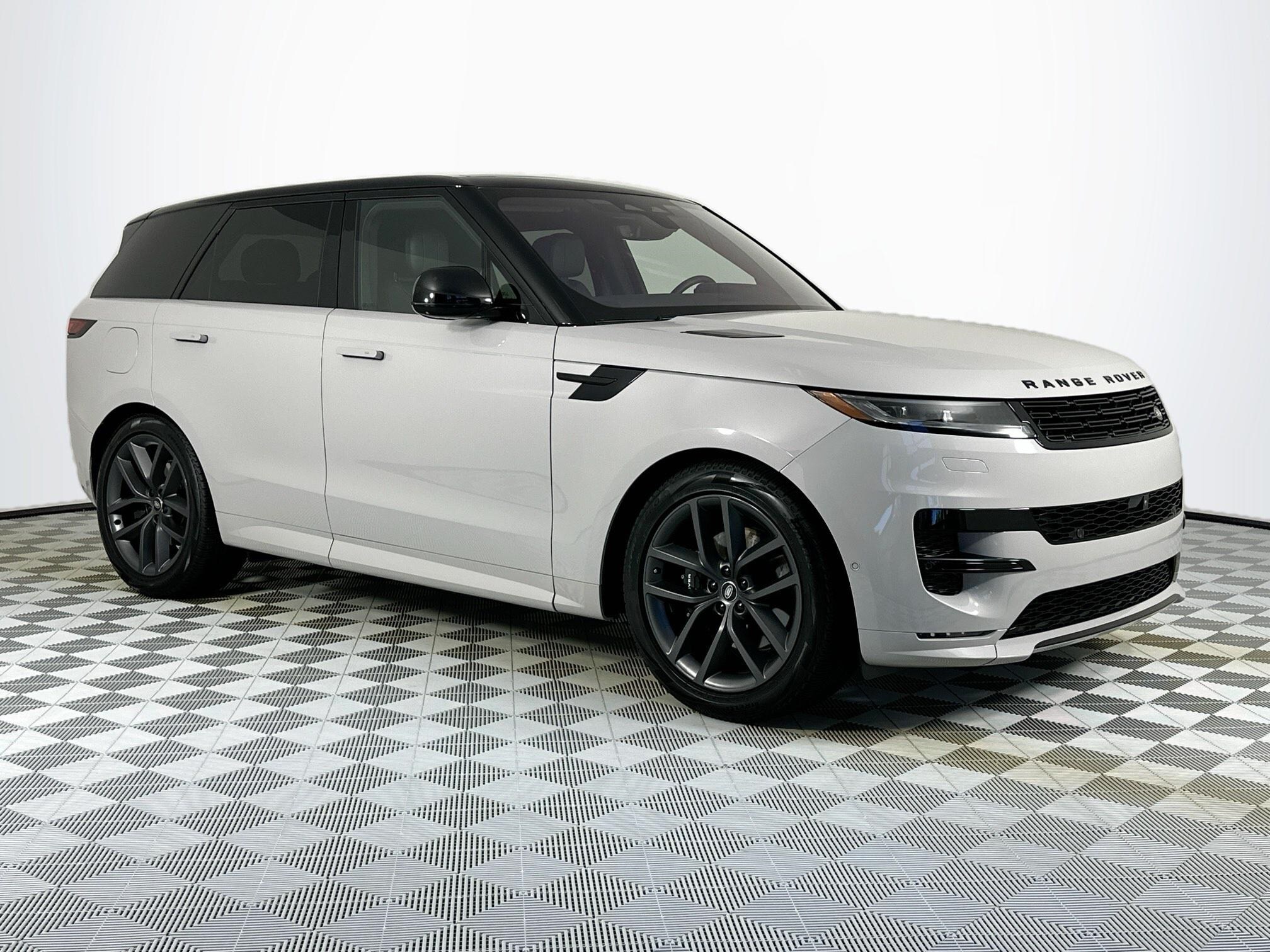 2023 Land Rover Range Rover Sport SE photo 3