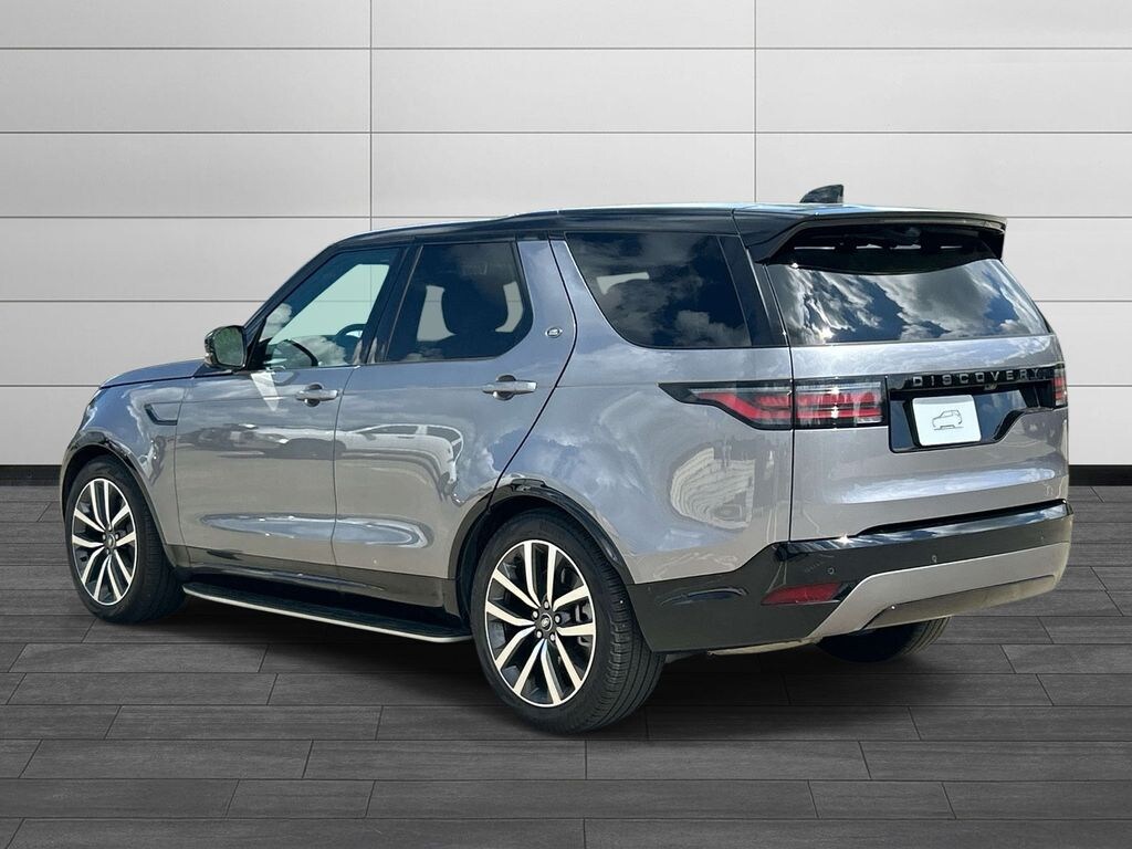 Certified 2024 Land Rover Discovery Dynamic SE SUV