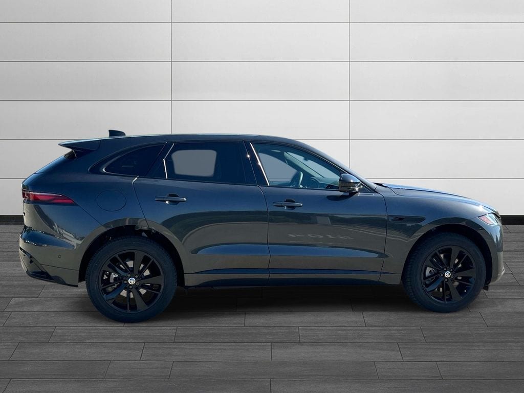 2026 Jaguar F-Pace R-Dynamic S - Photo 6