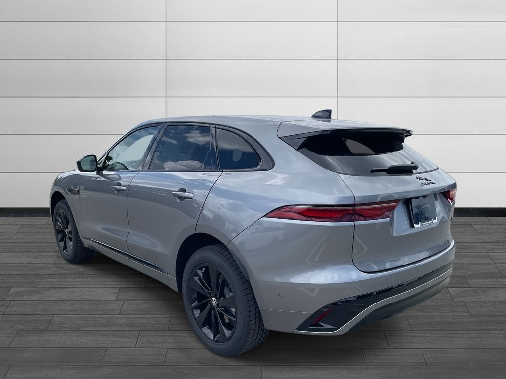 2026 Jaguar F-PACE P250 R-Dynamic S photo 3