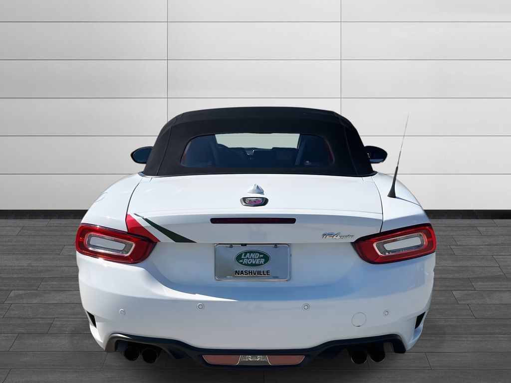 2018 Fiat 124 Spider Abarth photo 4