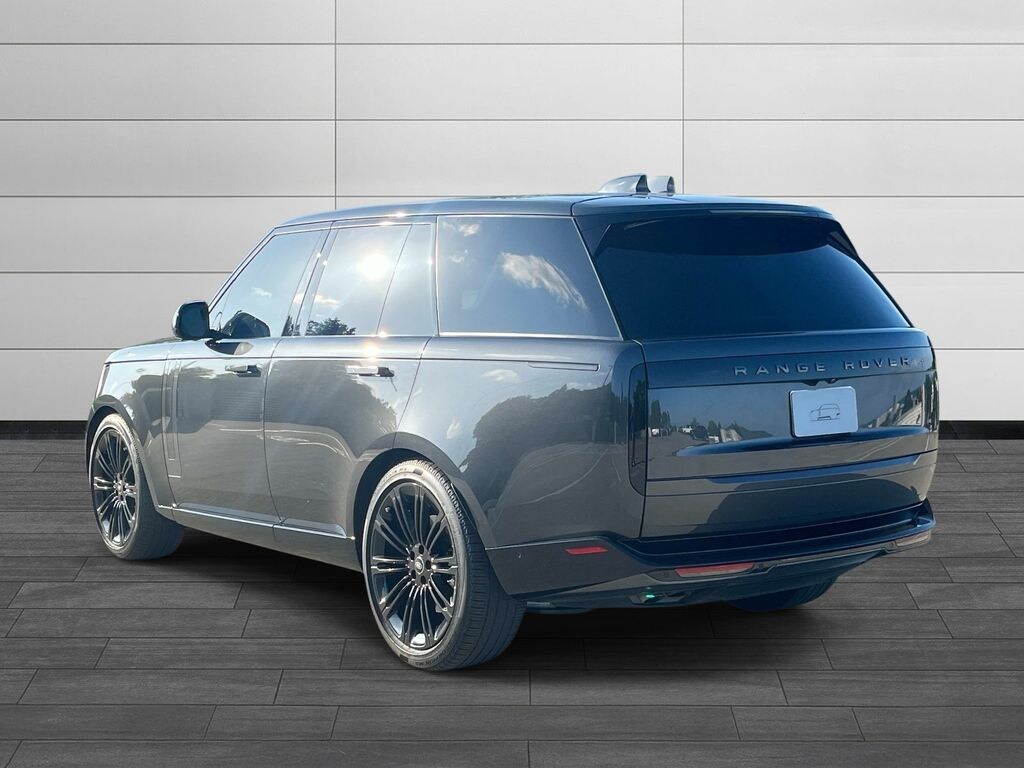 Certified 2025 Land Rover Range Rover SE SUV