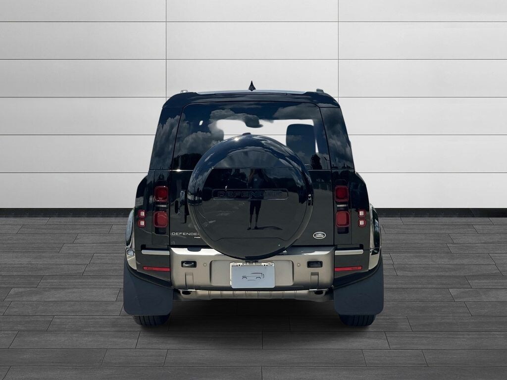 Certified 2023 Land Rover Defender 110 X-Dynamic SE SUV