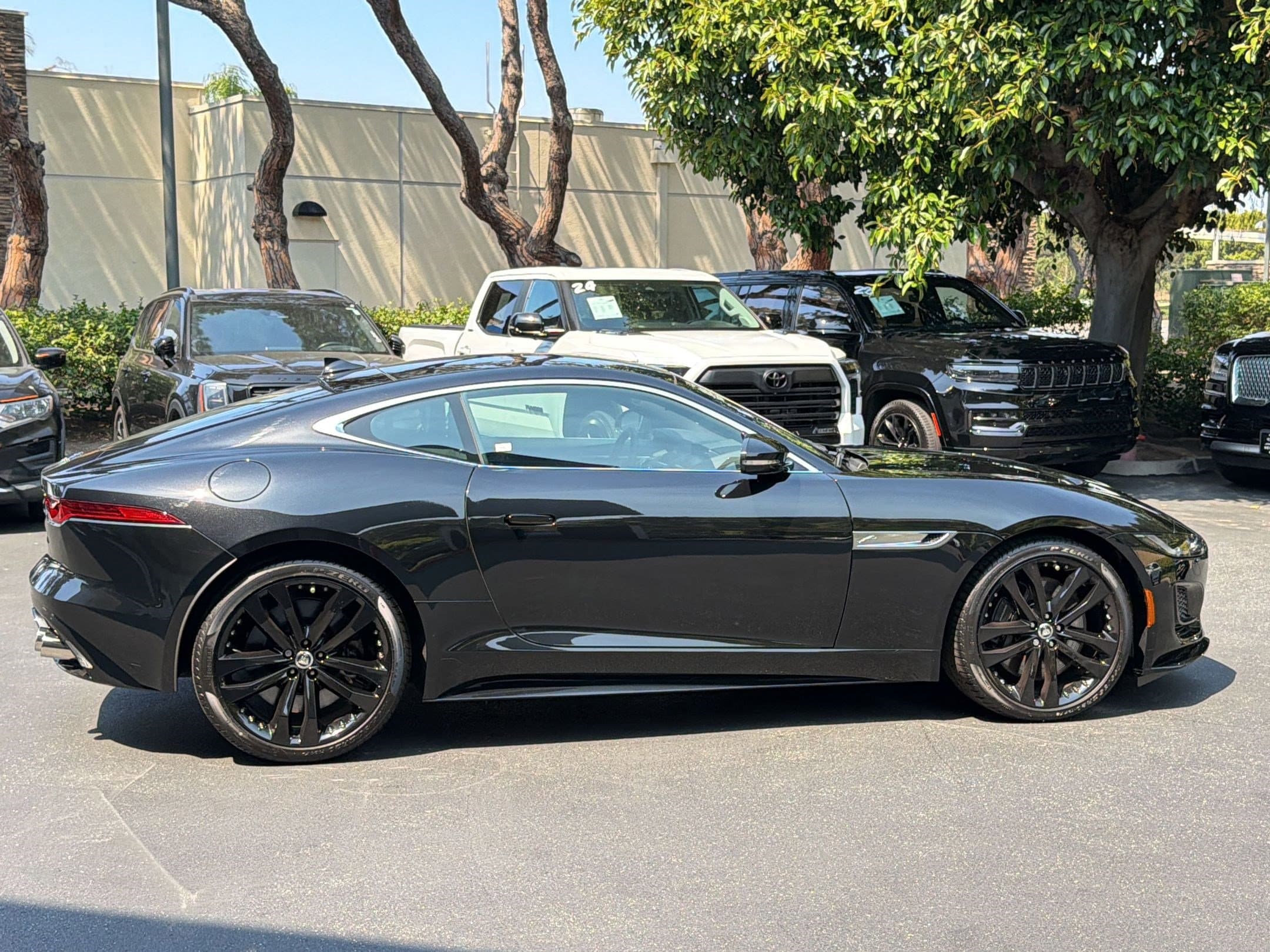 F-TYPE R-Dynamic Coupe