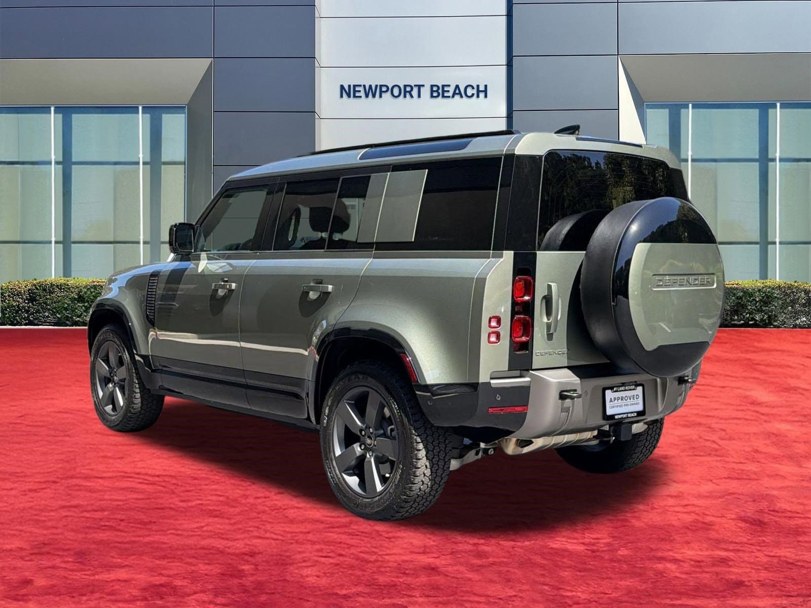 2025 Land Rover Defender 110 X-Dynamic SE photo 2