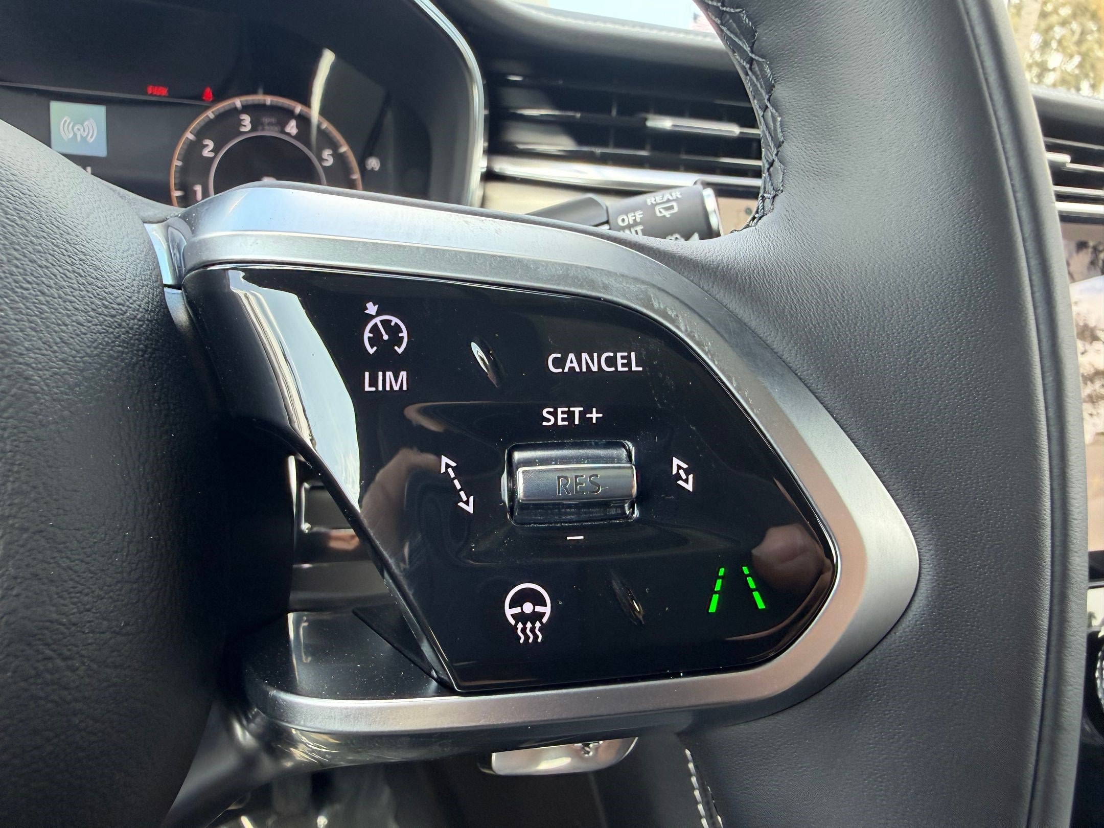 2026 Jaguar F-Pace R-Dynamic S - Photo 10