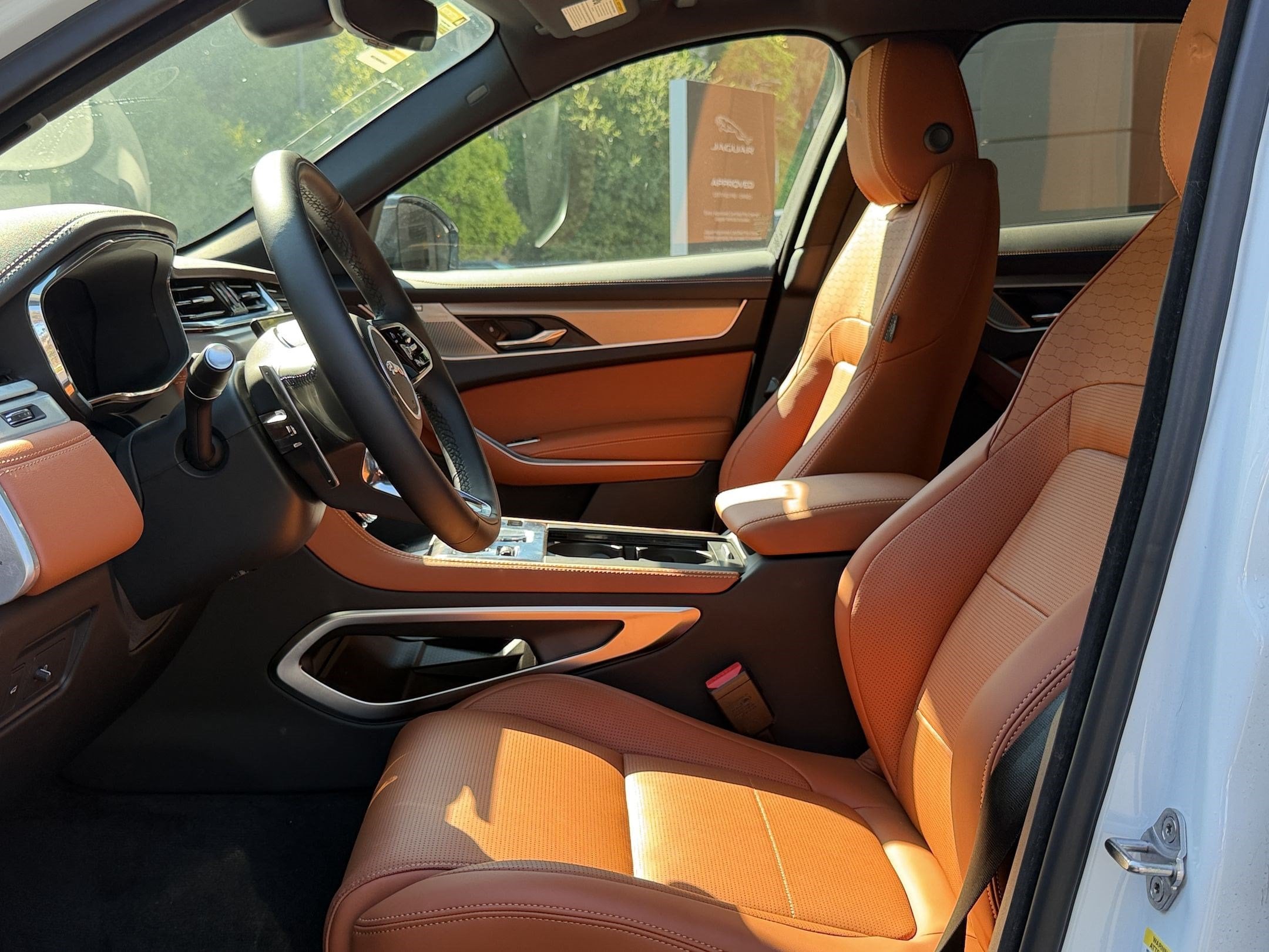 2026 Jaguar F-Pace R-Dynamic S - Photo 27