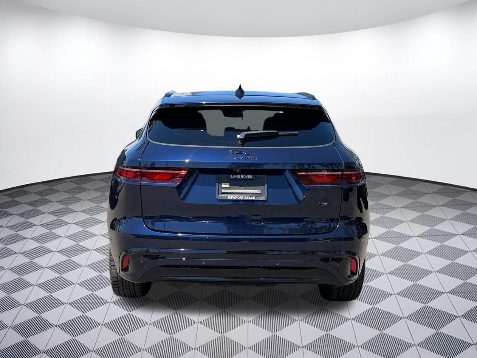 2026 Jaguar F-Pace R-Dynamic S - Photo 10