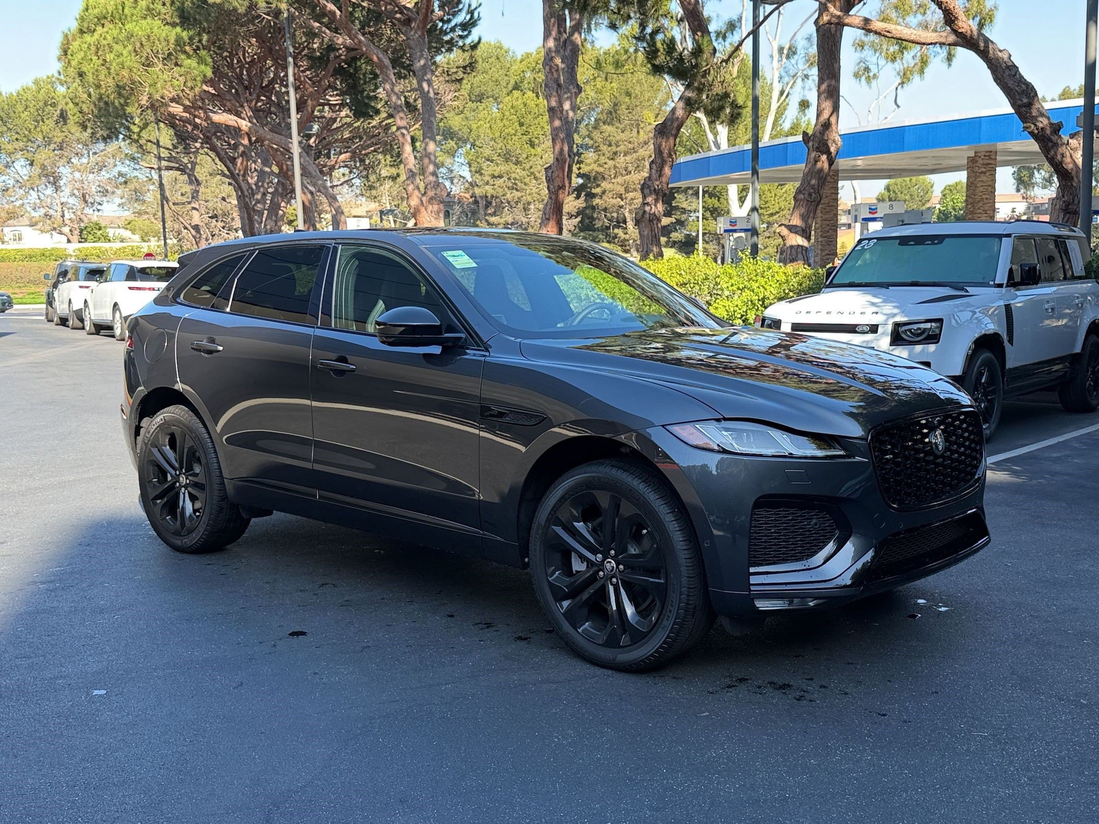 2026 Jaguar F-Pace R-Dynamic S - Photo 7