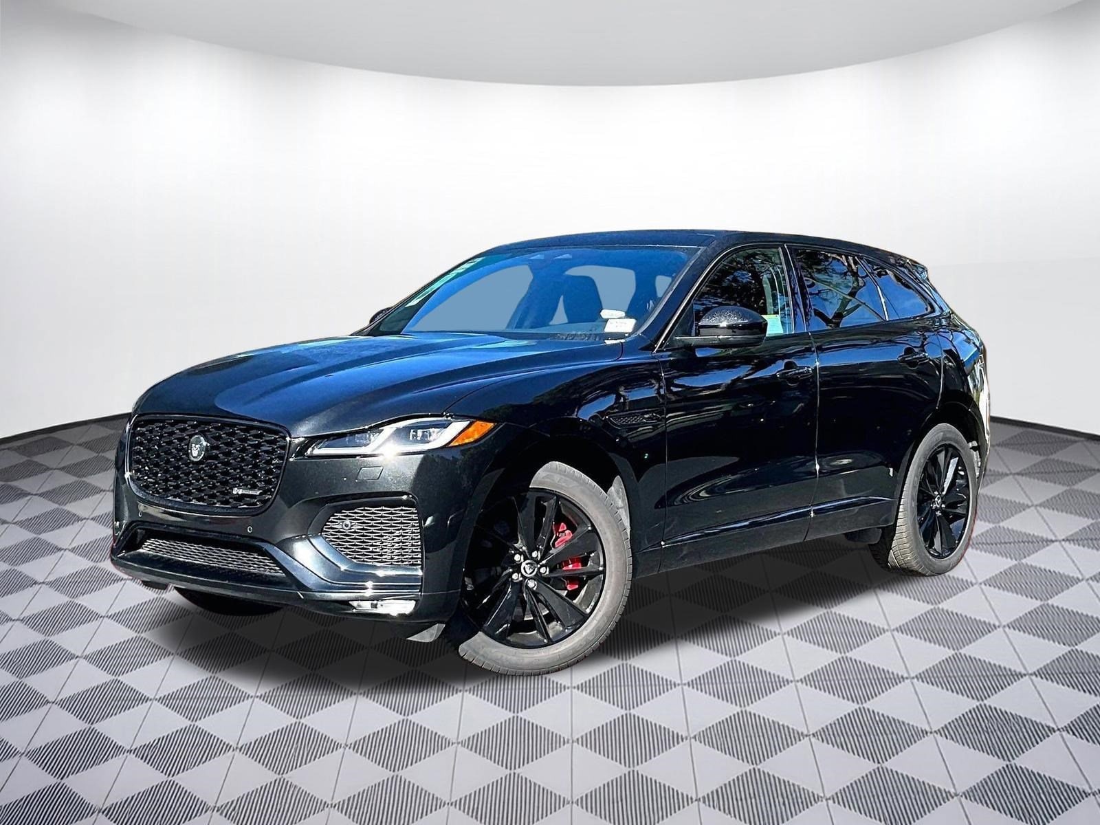 2025 Jaguar F-PACE P400 R-Dynamic S's photo