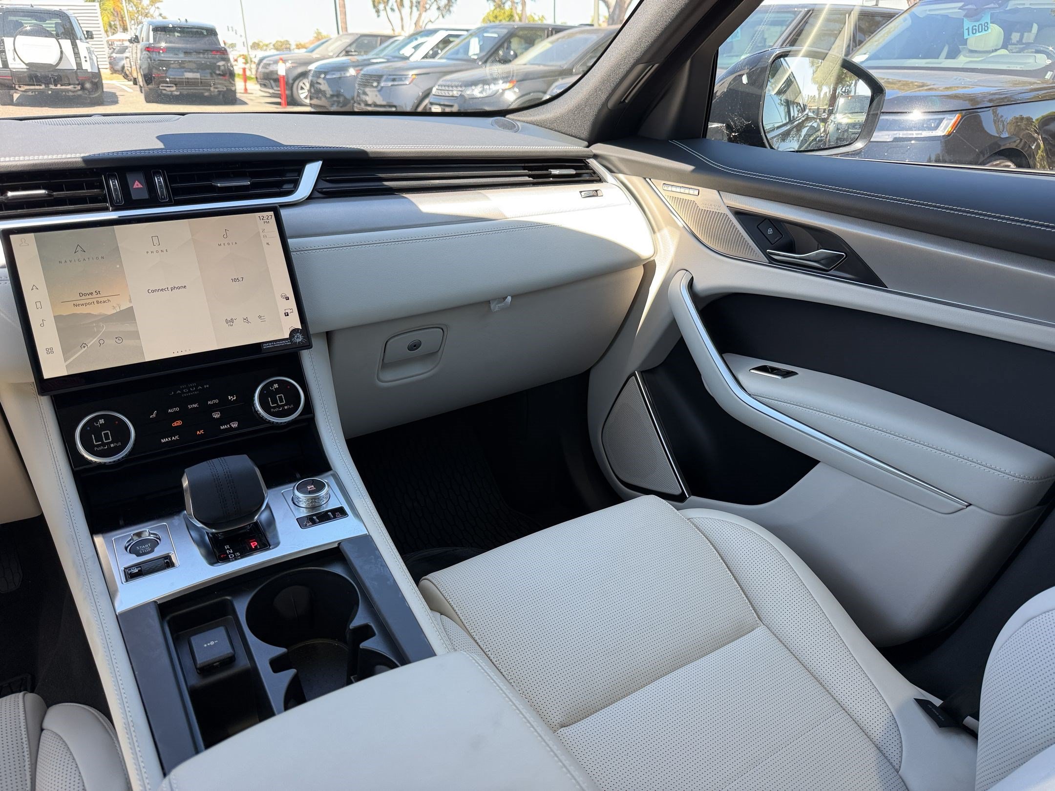 2026 Jaguar F-Pace R-Dynamic S - Photo 30