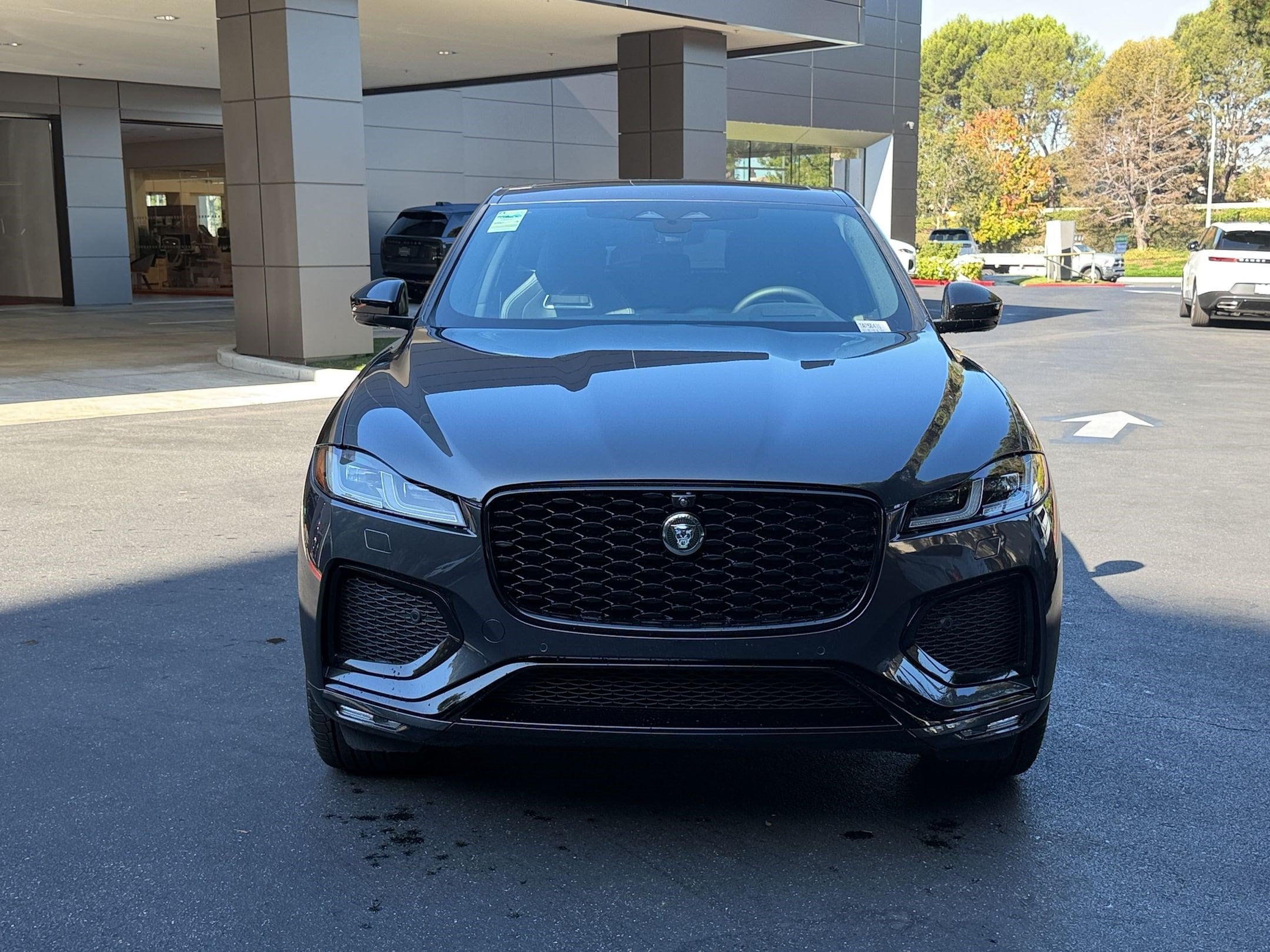 2026 Jaguar F-Pace R-Dynamic S - Photo 6