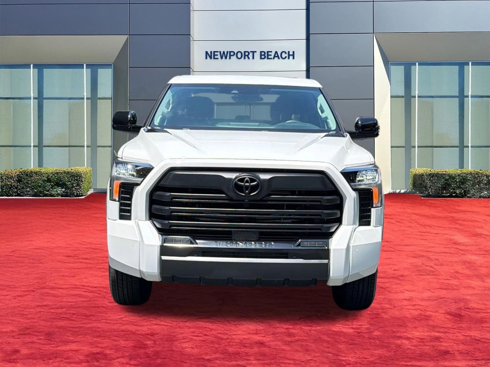 2024 Toyota Tundra 4WD Limited Hybrid photo 6