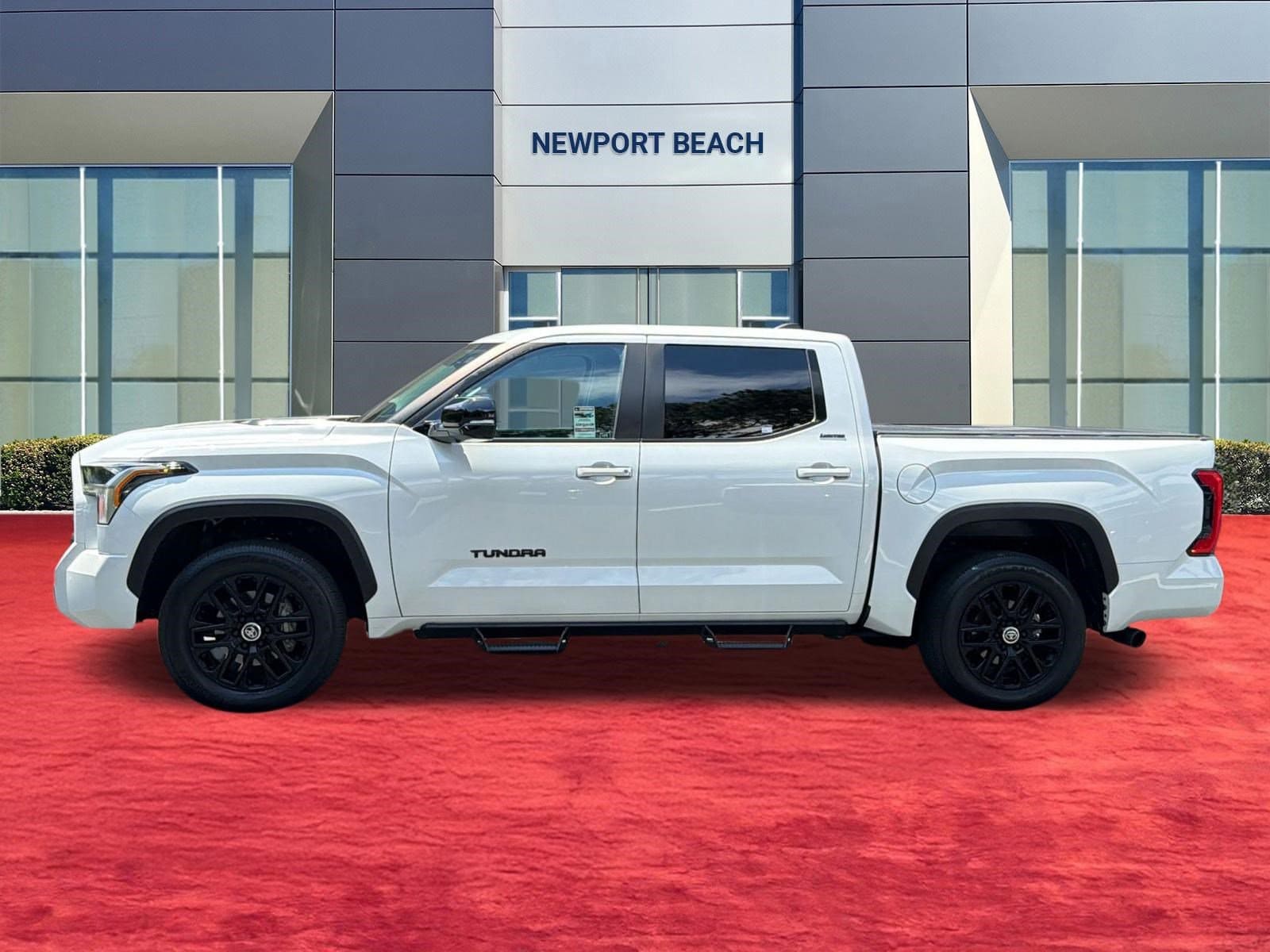 2024 Toyota Tundra 4WD Limited Hybrid photo 2