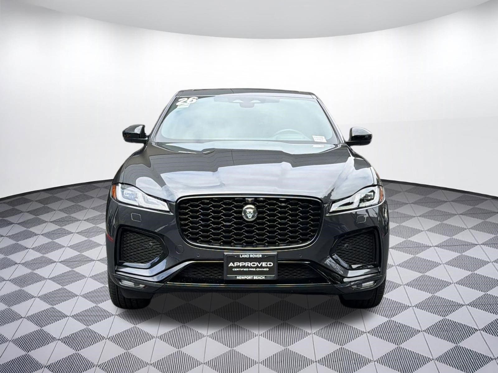 2026 Jaguar F-Pace R-Dynamic S - Photo 6