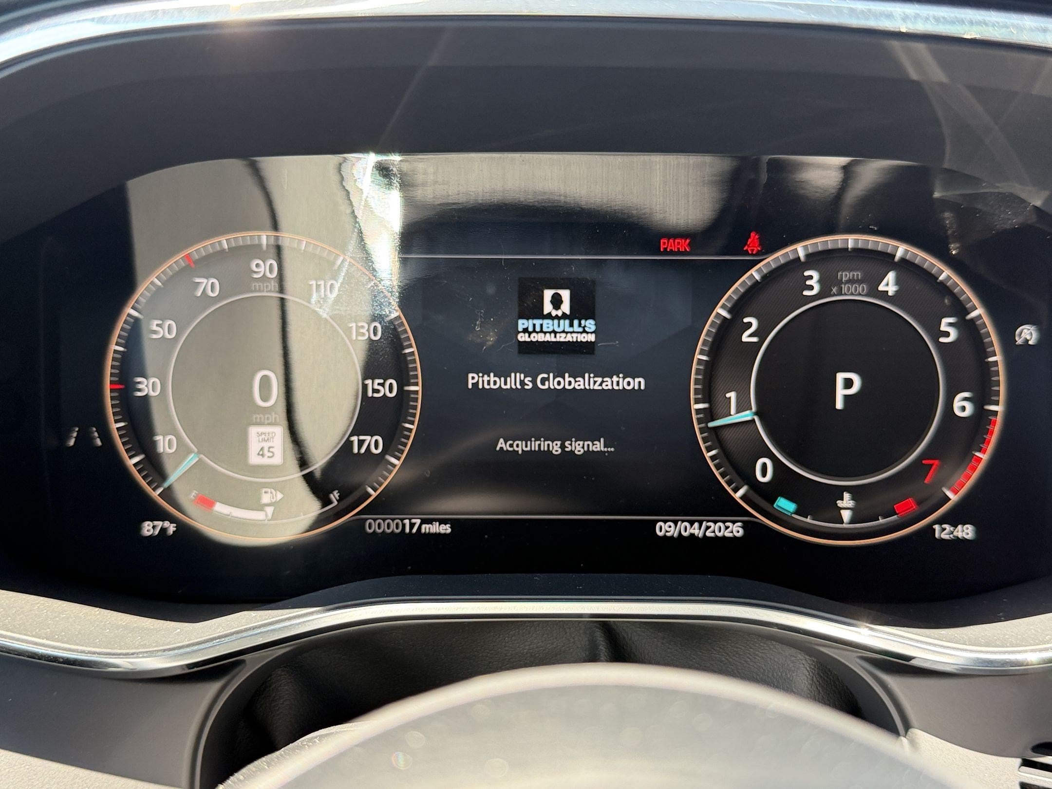 2026 Jaguar F-Pace R-Dynamic S - Photo 21