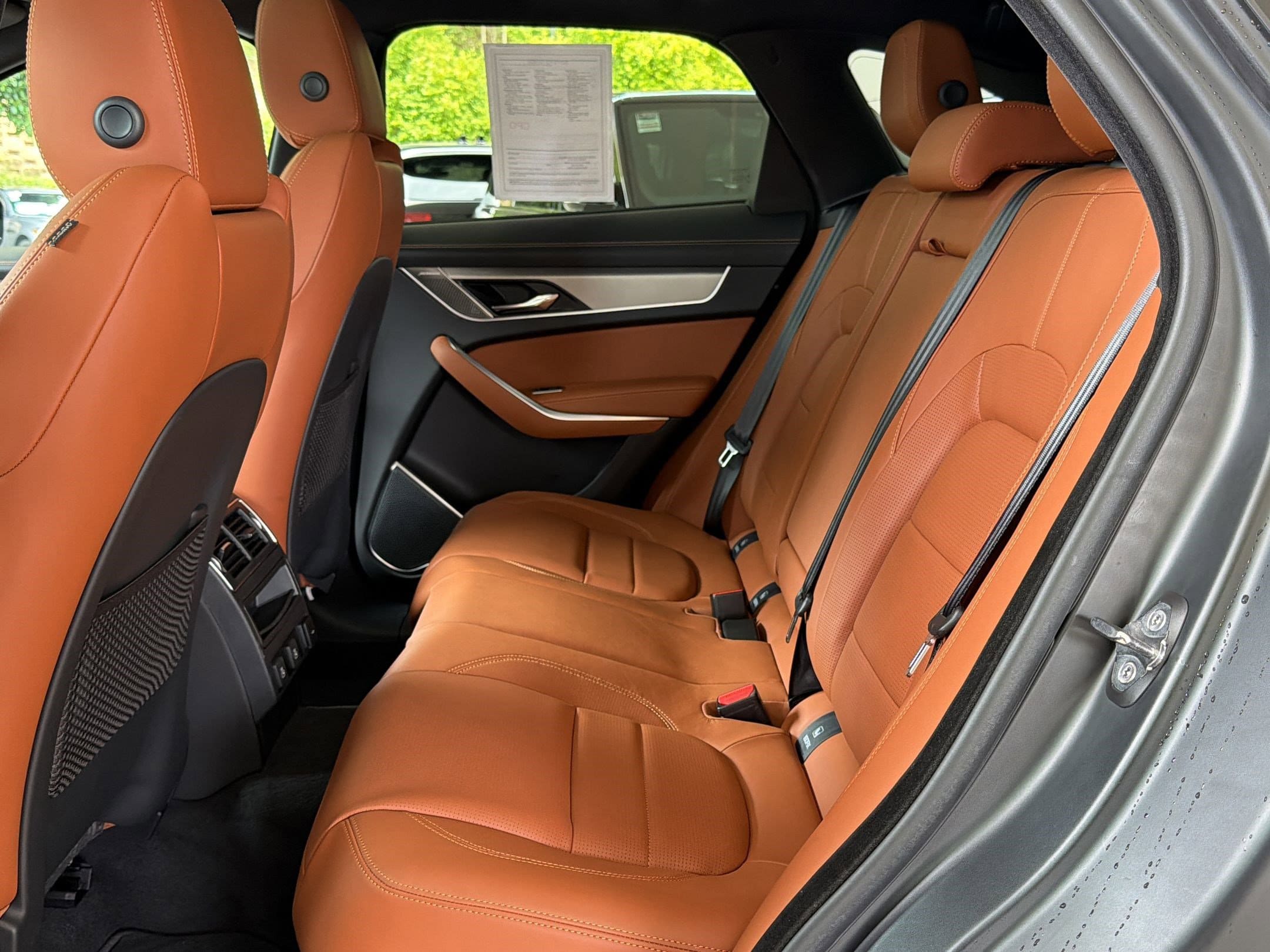 2026 Jaguar F-Pace R-Dynamic S - Photo 13