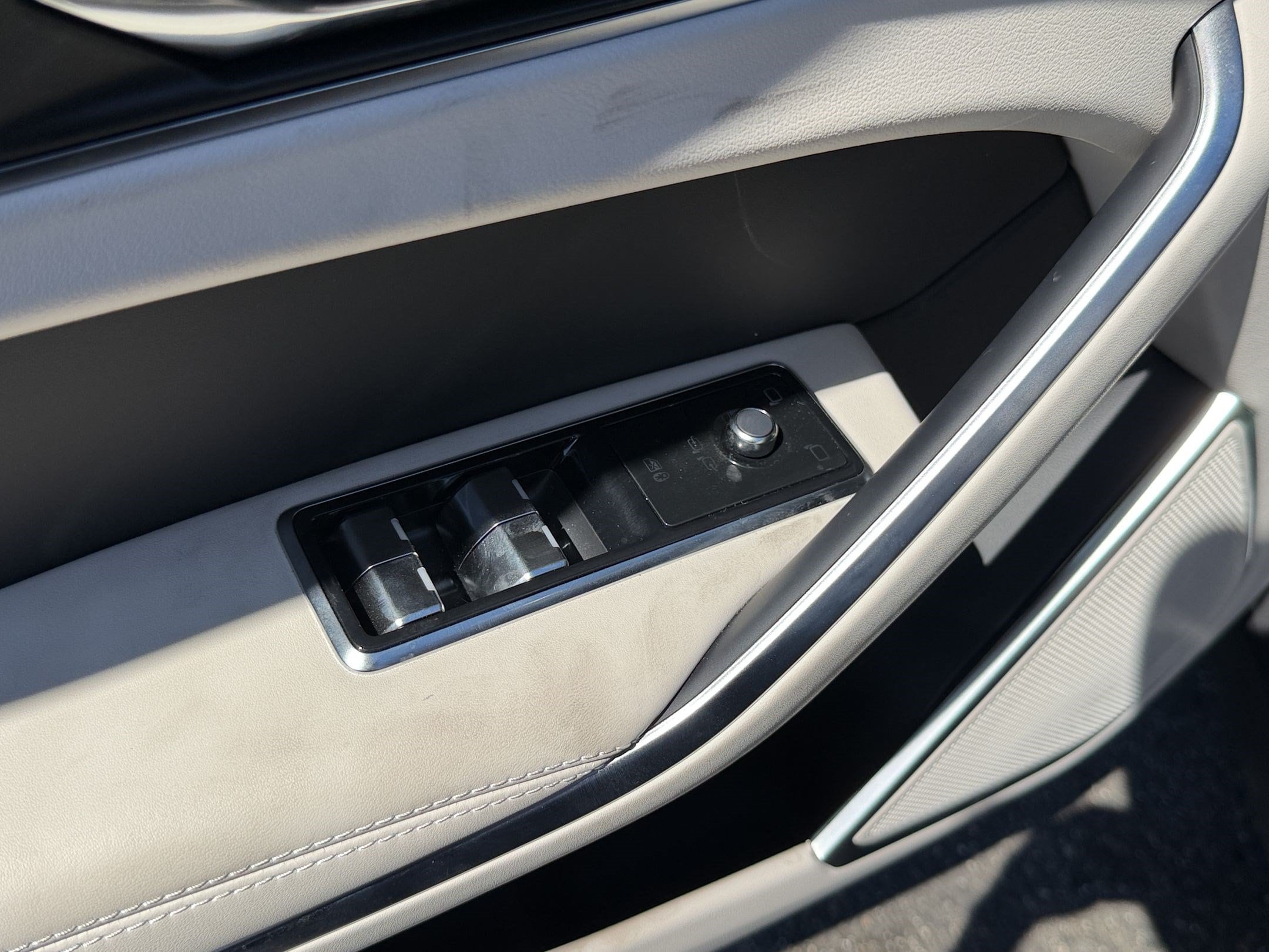 2026 Jaguar F-Pace R-Dynamic S - Photo 15