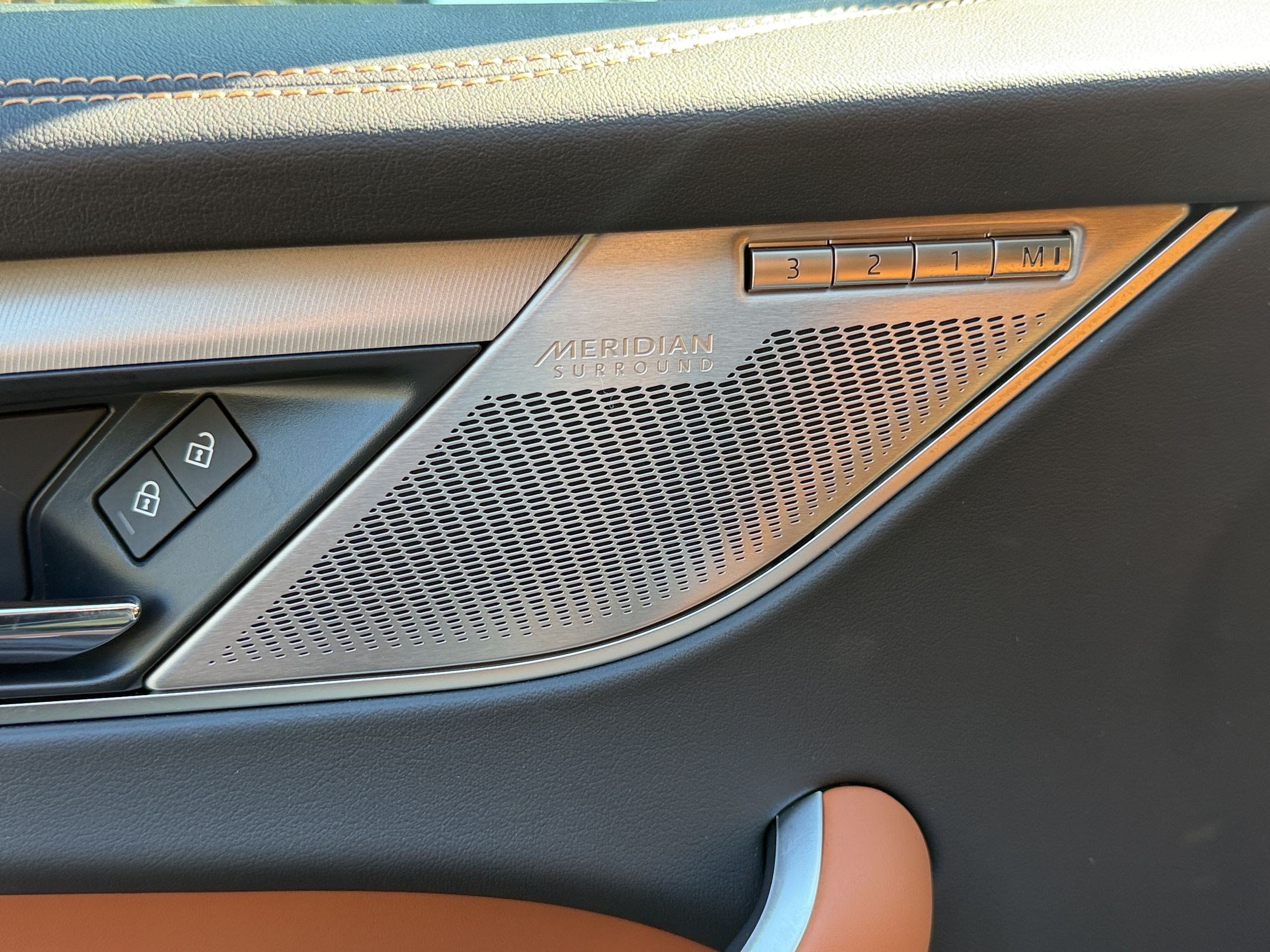 2026 Jaguar F-Pace R-Dynamic S - Photo 26