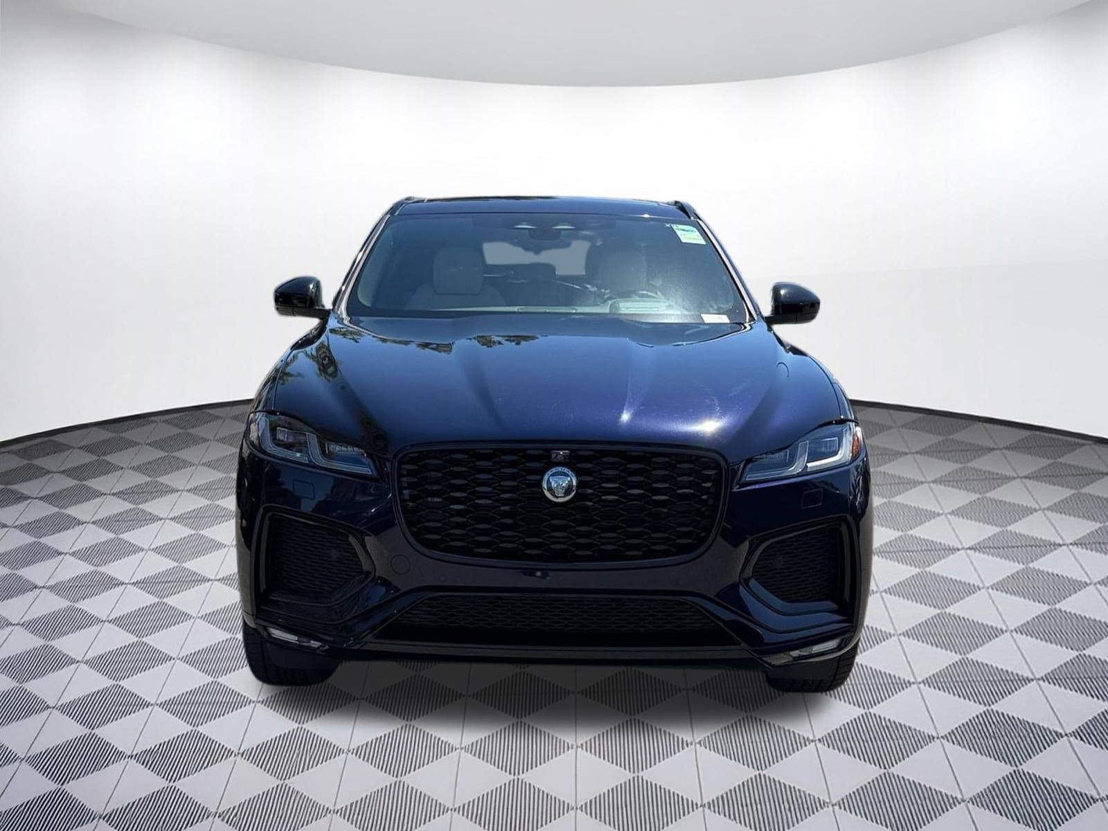 2026 Jaguar F-Pace R-Dynamic S - Photo 6