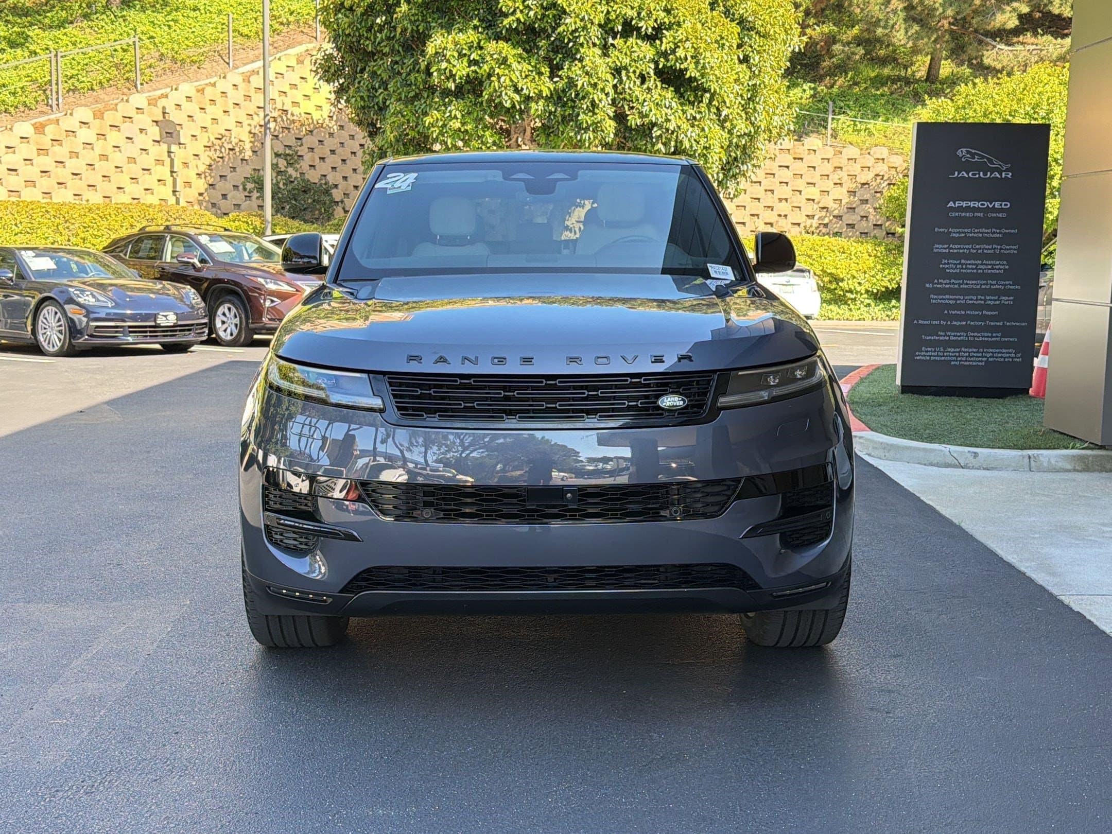 2024 Land Rover Range Rover Sport SE photo 5