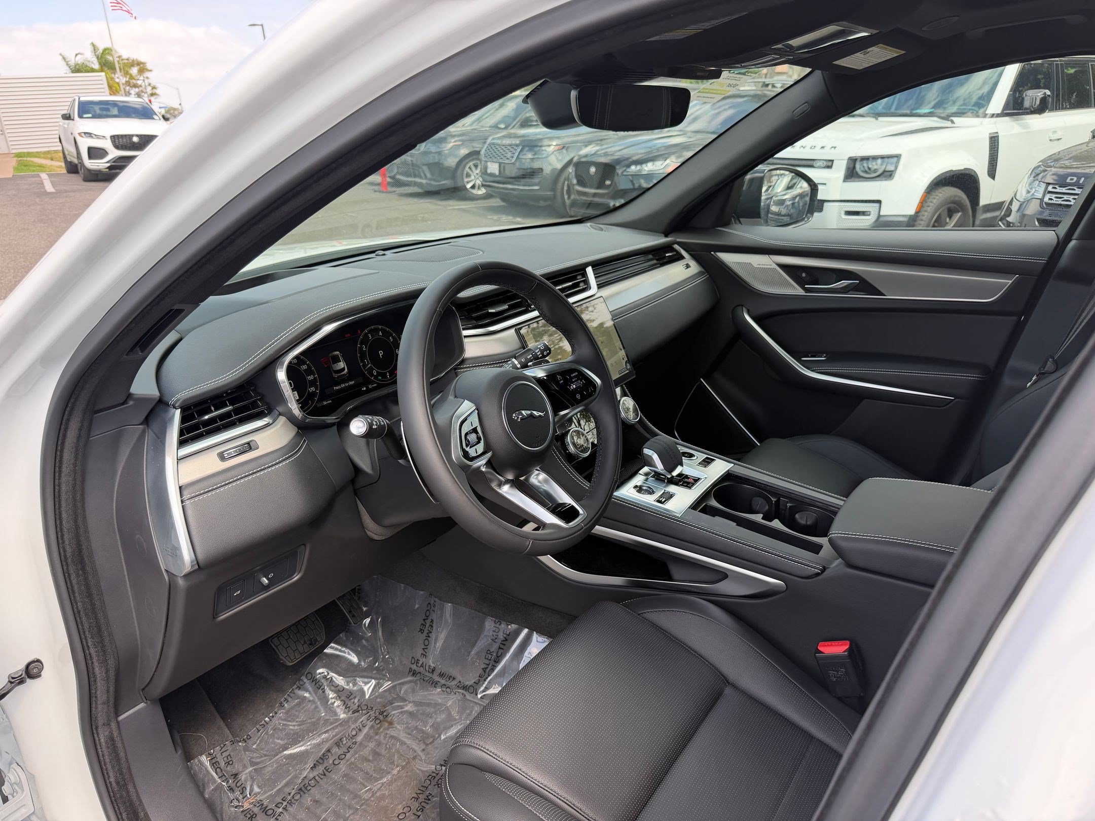 2026 Jaguar F-Pace R-Dynamic S - Photo 22