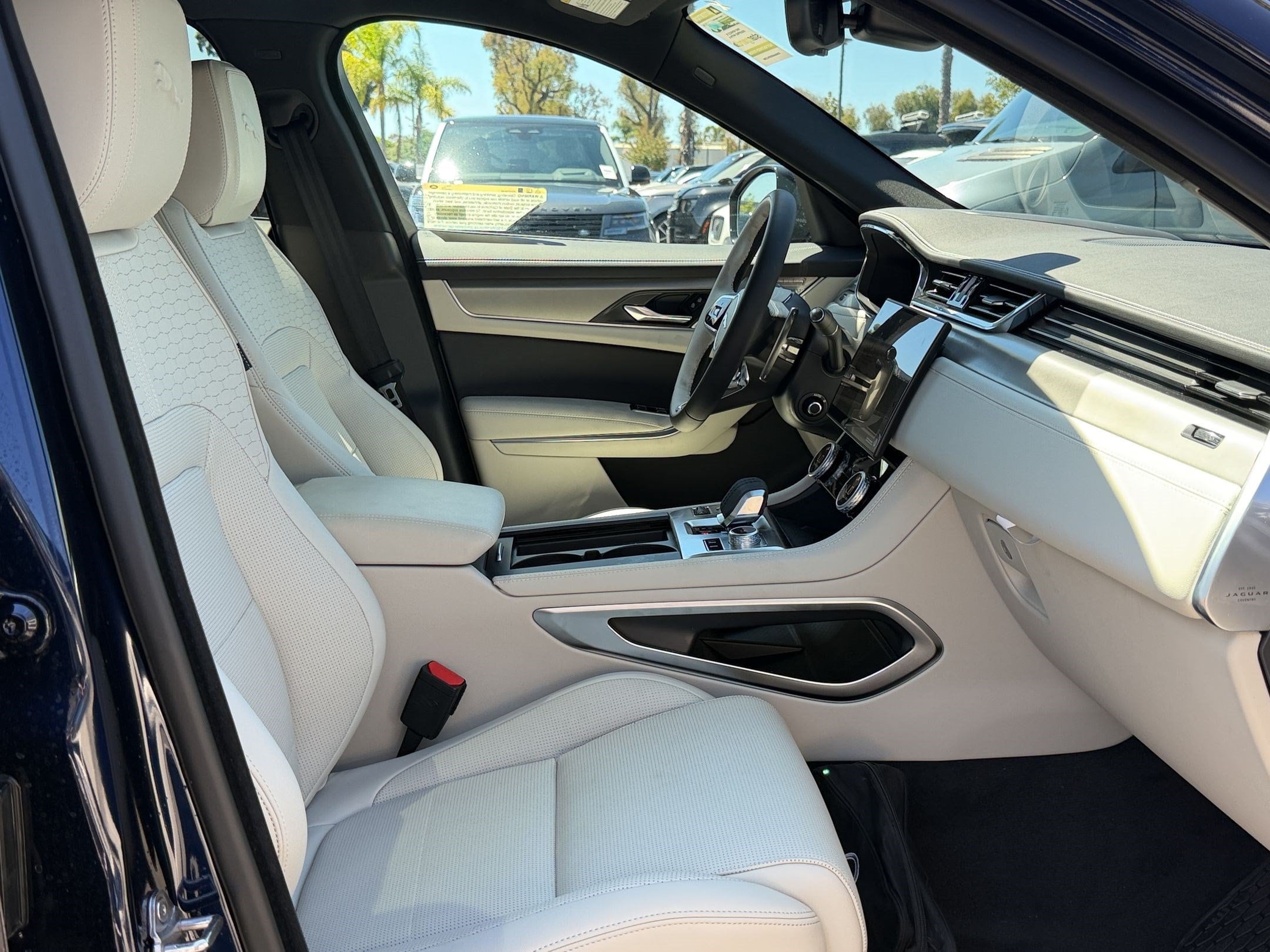 2026 Jaguar F-Pace R-Dynamic S - Photo 26