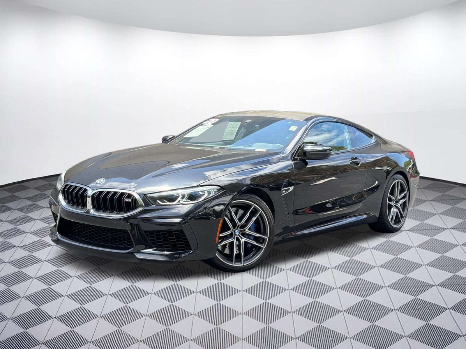 M8 Coupe Coupe