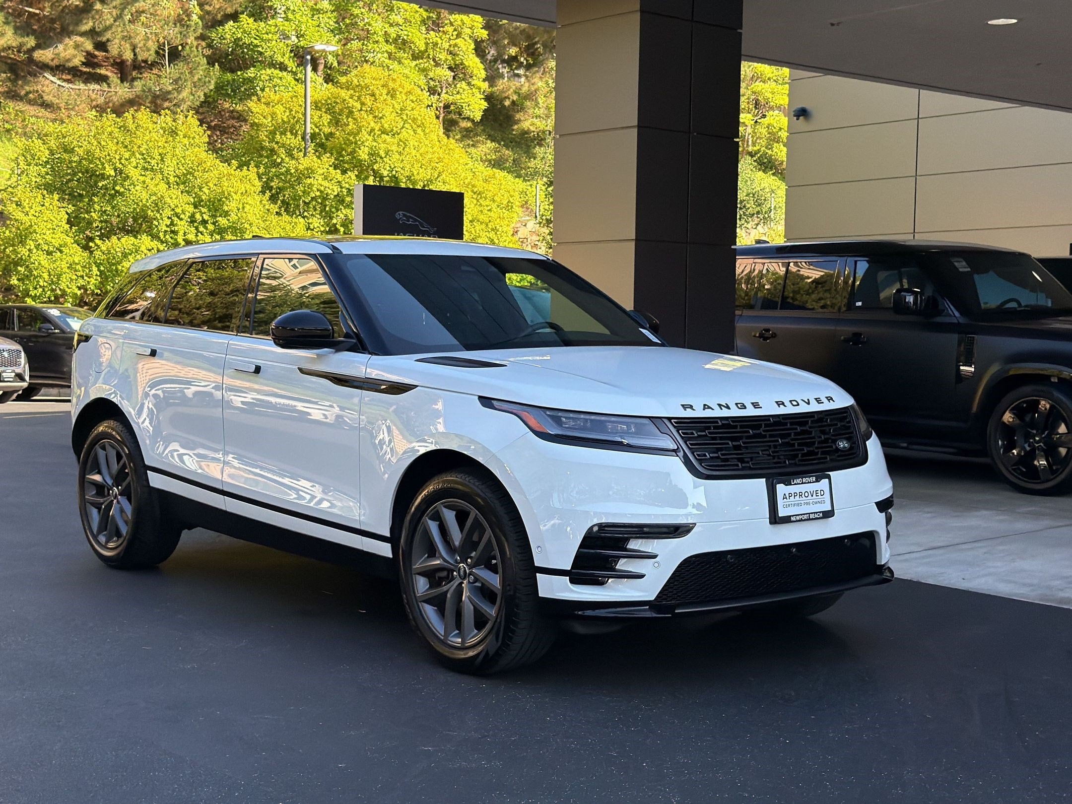 Range Rover Velar Dynamic SE P250 Dynamic SE *Ltd Avail*