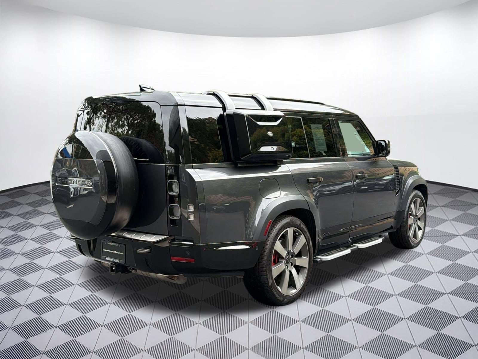 2024 Land Rover Defender X - Photo 9