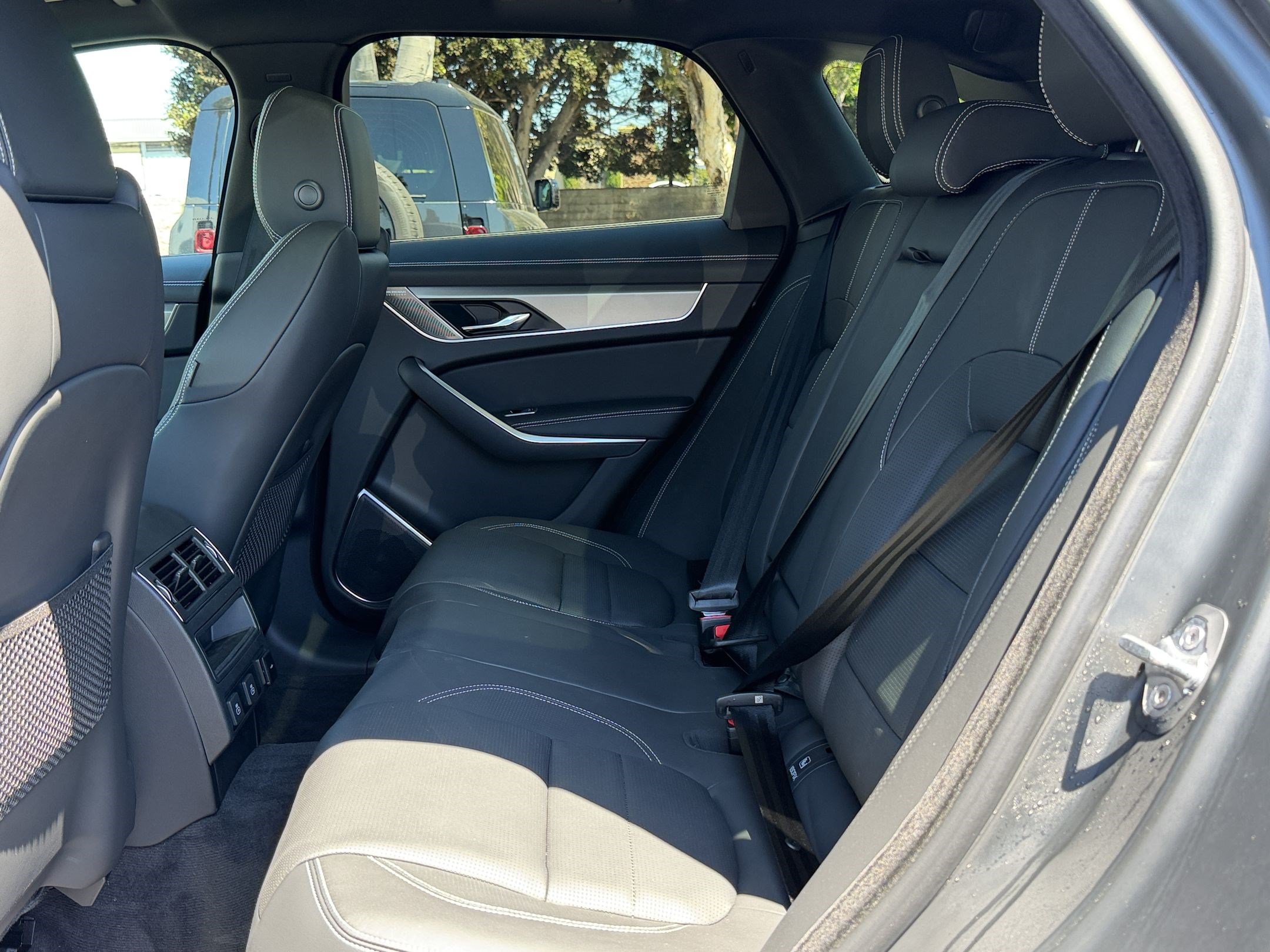 2026 Jaguar F-Pace R-Dynamic S - Photo 22
