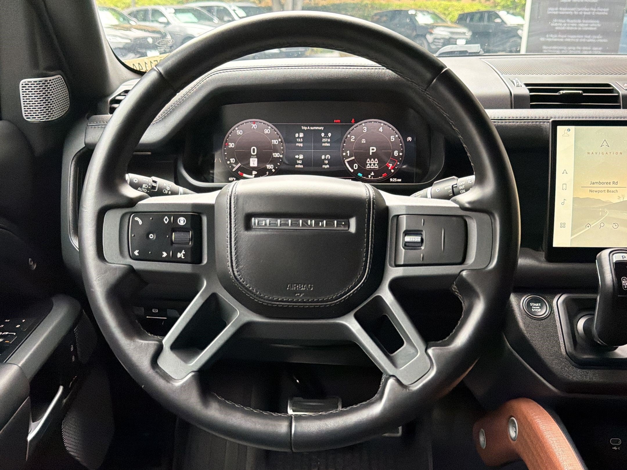 2024 Land Rover Defender X - Photo 11