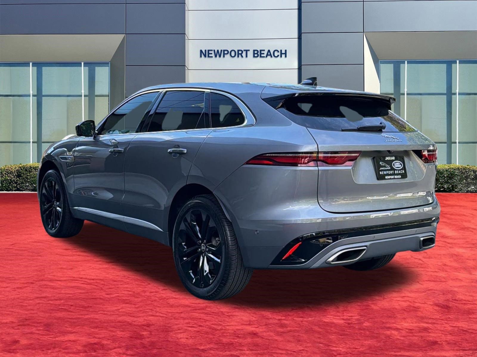2025 Jaguar F-PACE R-Dynamic S photo 2