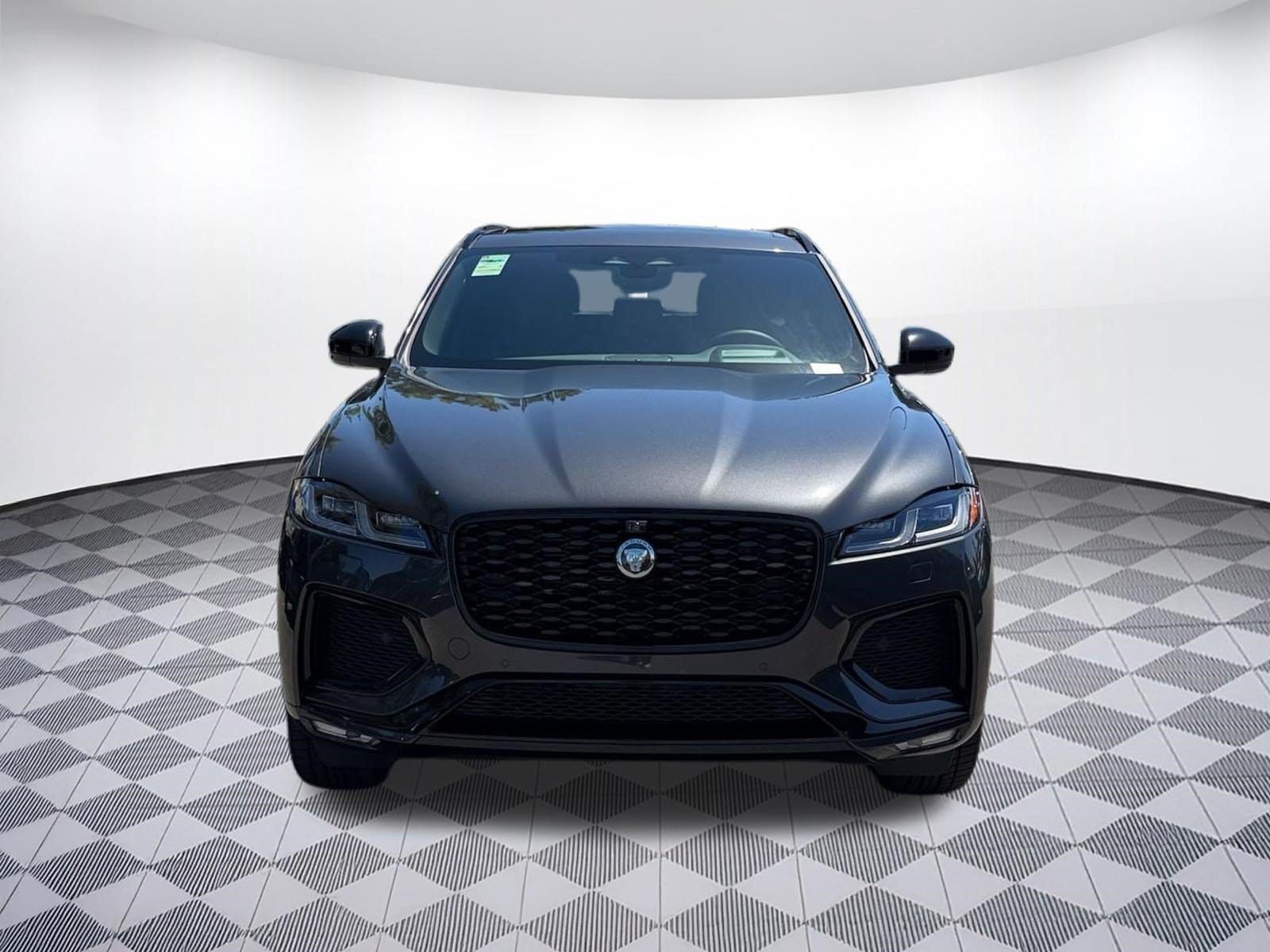 2026 Jaguar F-Pace R-Dynamic S - Photo 6